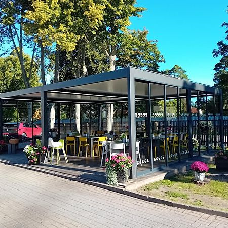 Hotel Juras Brize Ventspils Exterior foto