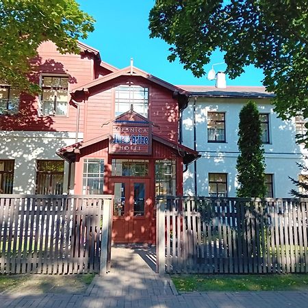 Hotel Juras Brize Ventspils Exterior foto