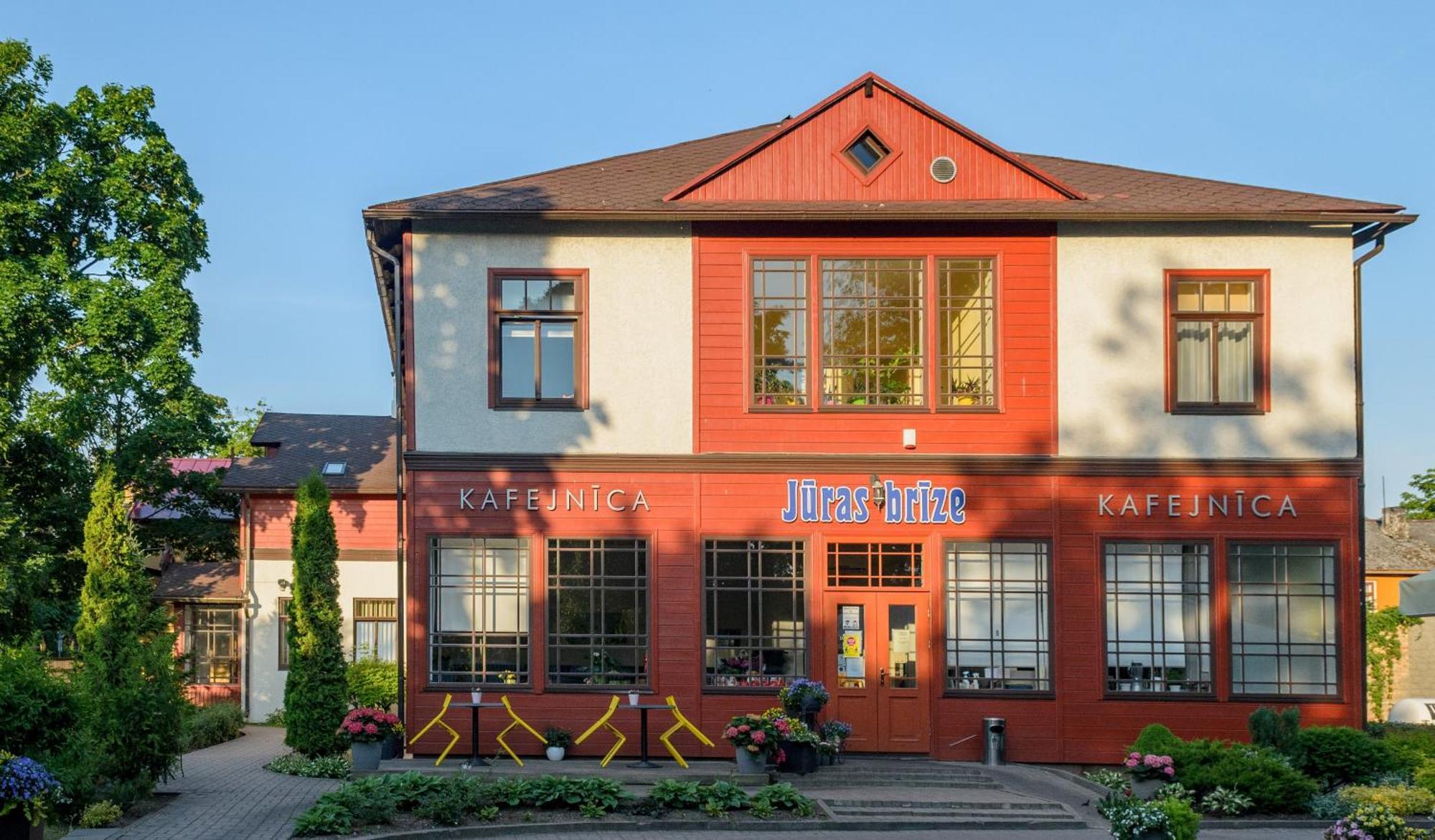 Hotel Juras Brize Ventspils Exterior foto