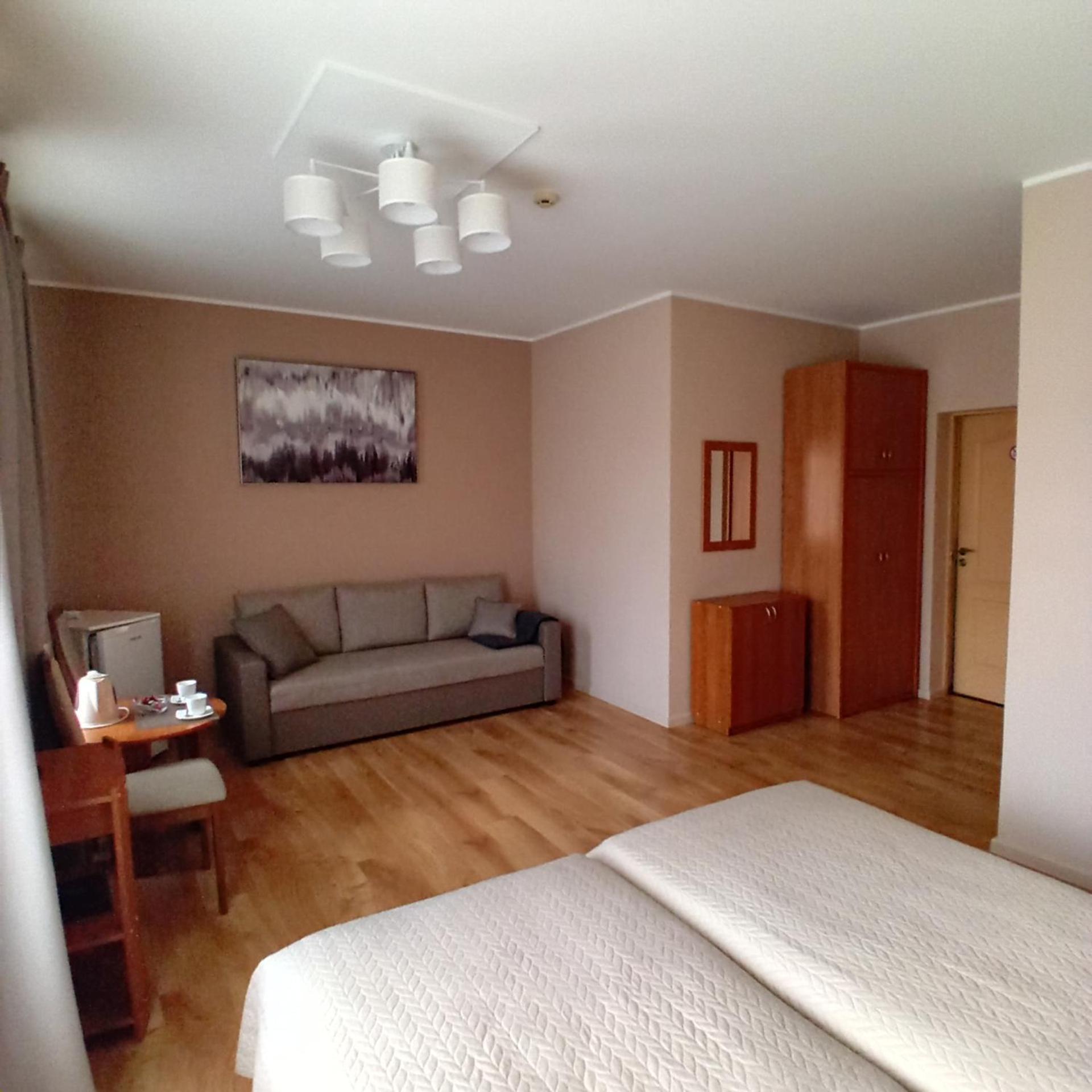 Hotel Juras Brize Ventspils Exterior foto