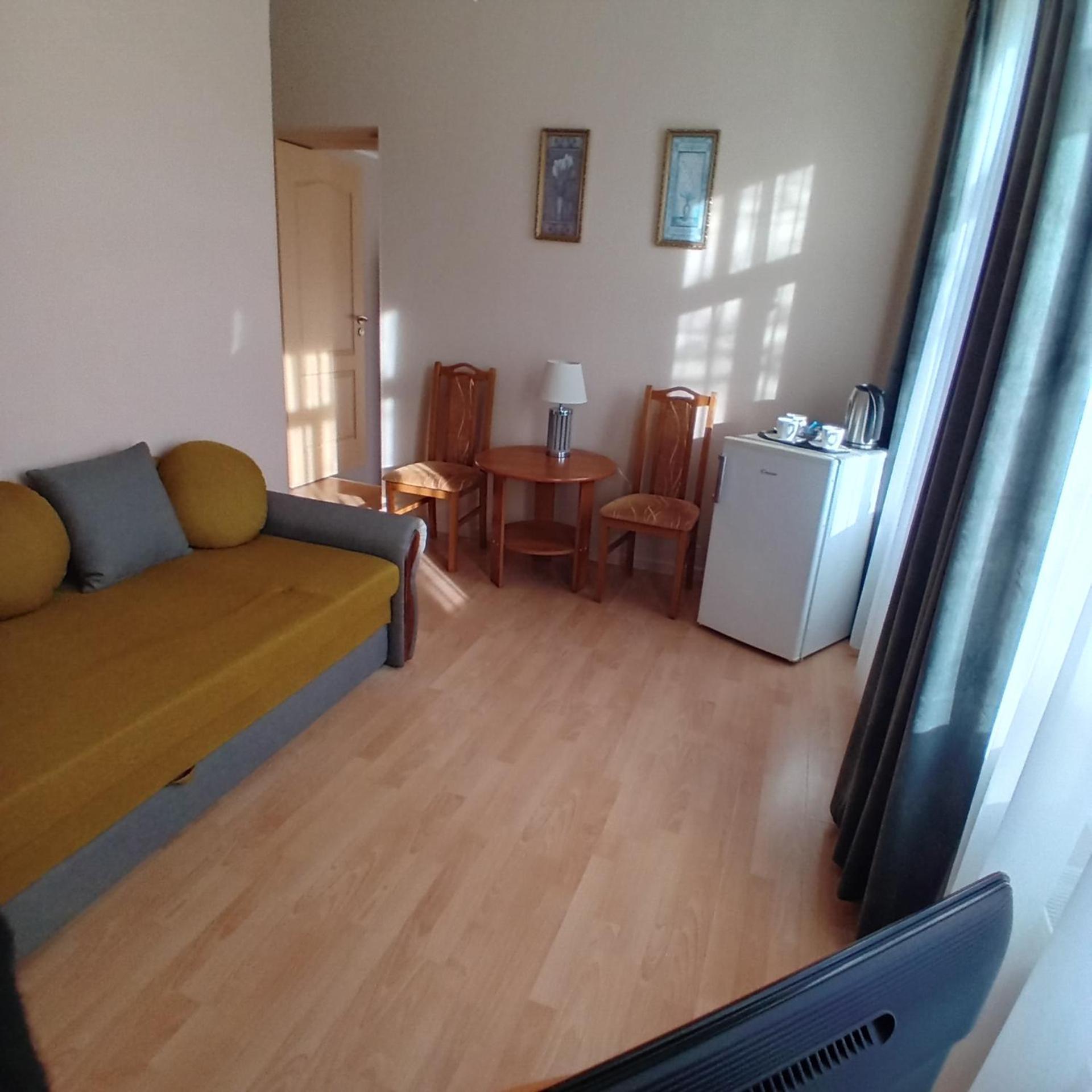 Hotel Juras Brize Ventspils Exterior foto