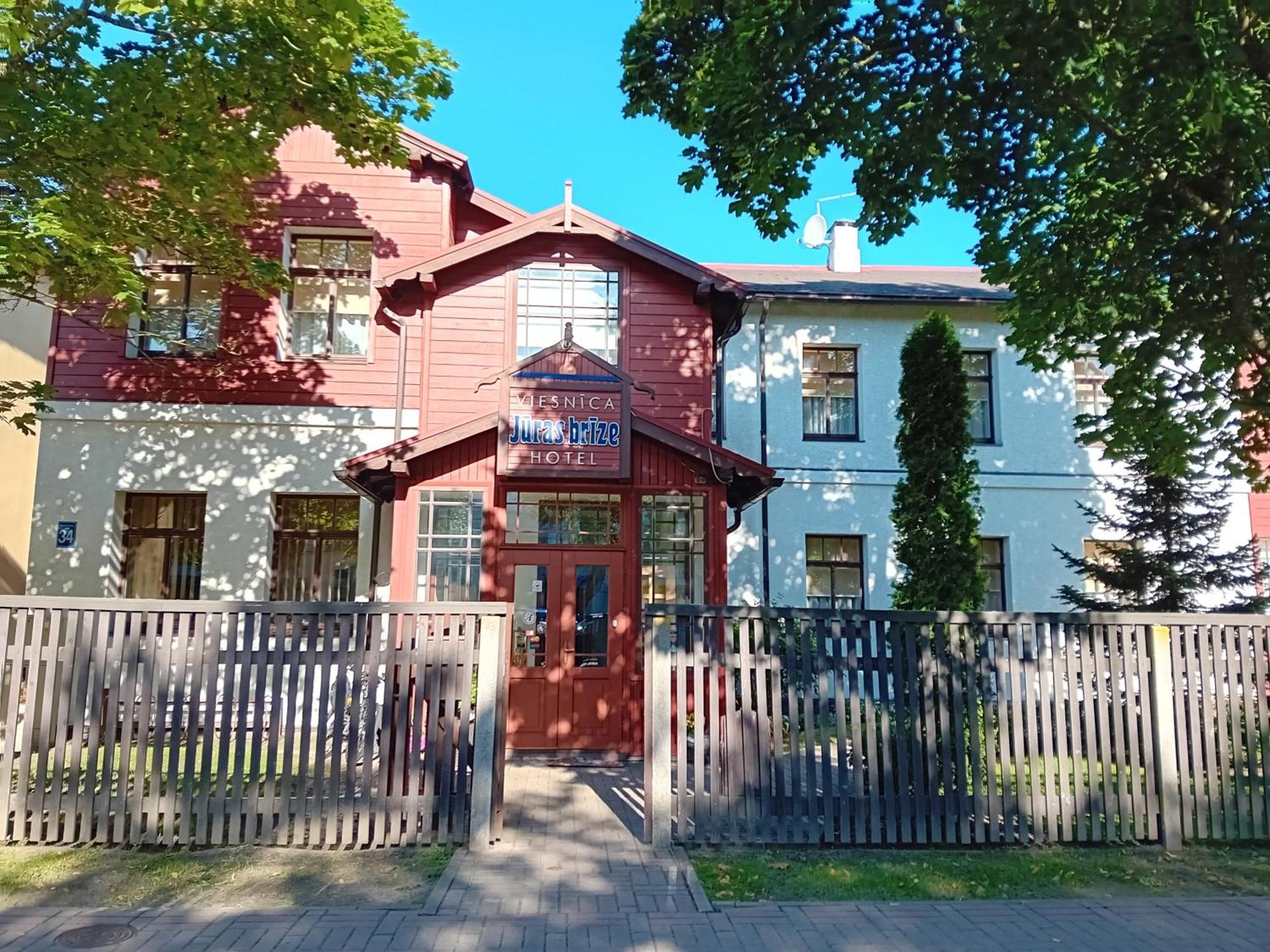 Hotel Juras Brize Ventspils Exterior foto