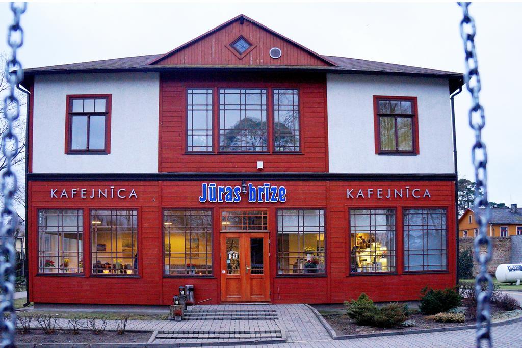 Hotel Juras Brize Ventspils Exterior foto