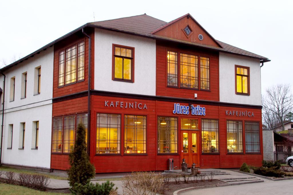 Hotel Juras Brize Ventspils Exterior foto
